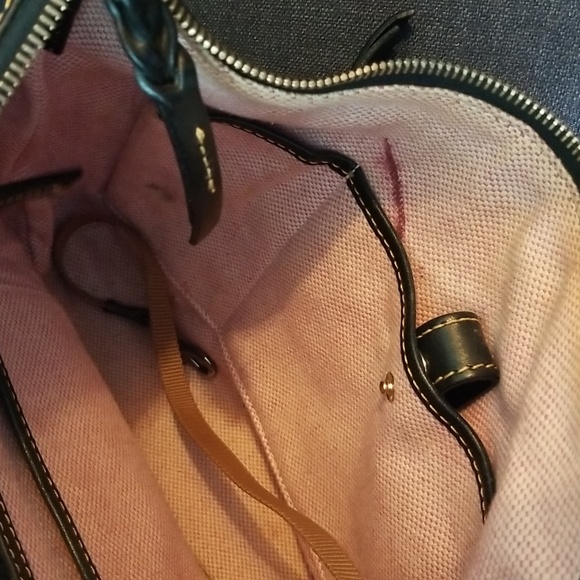 Dooney & Bourke, multiple purses, red, black, brown. Purse Lot - Picture 8 of 12